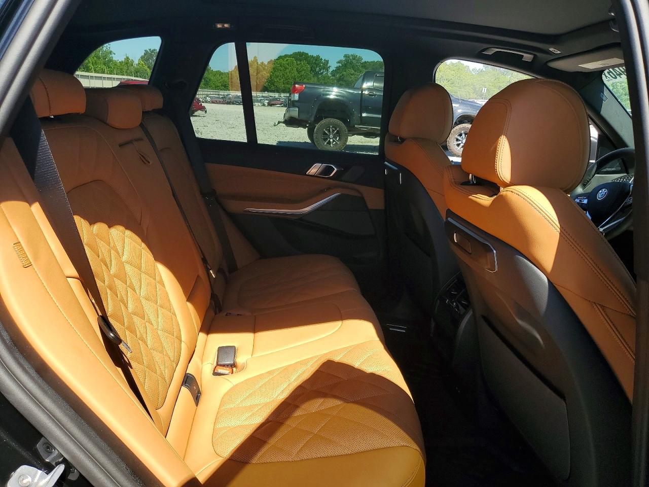 2026 BMW X5 xDrive40I - zdjęcie 11