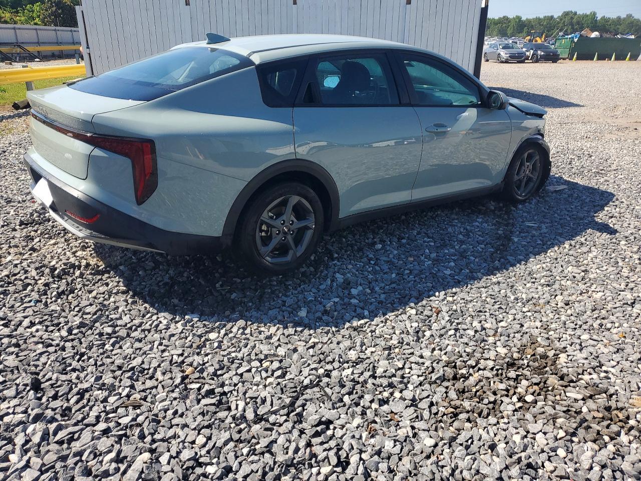 2025 Kia K4 Lxs - zdjęcie 3