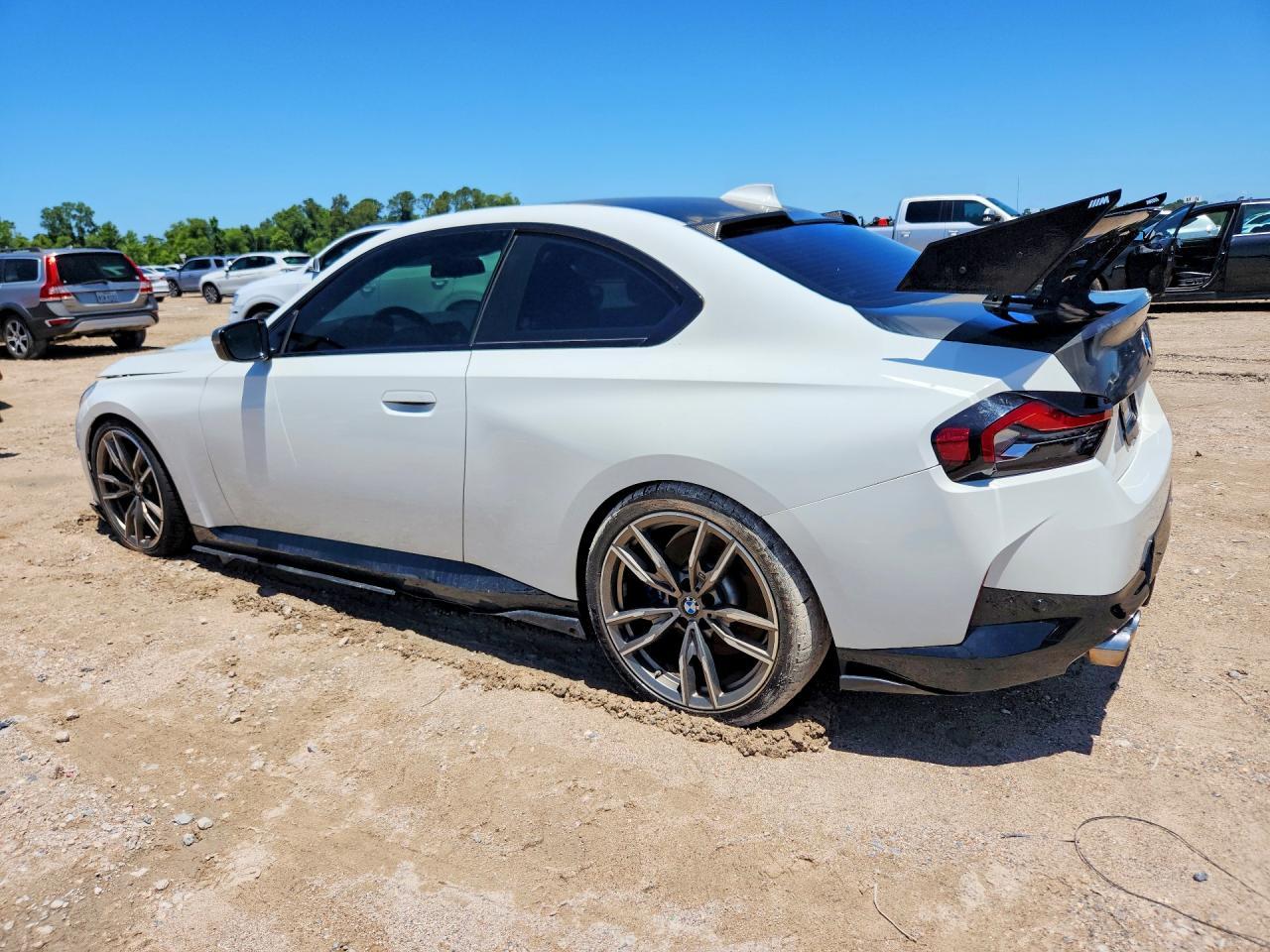 2022 BMW M240Xi - zdjęcie 2