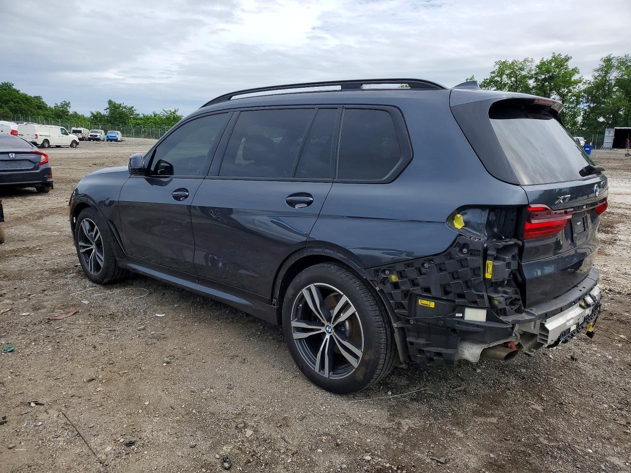 2022 BMW X7 xDrive40I - zdjęcie 2