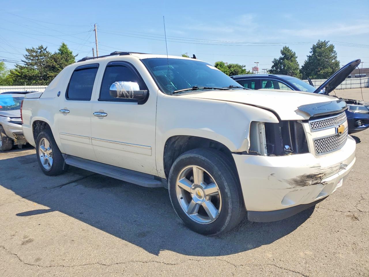2013 Chevrolet Avalanche Ltz - zdjęcie 4