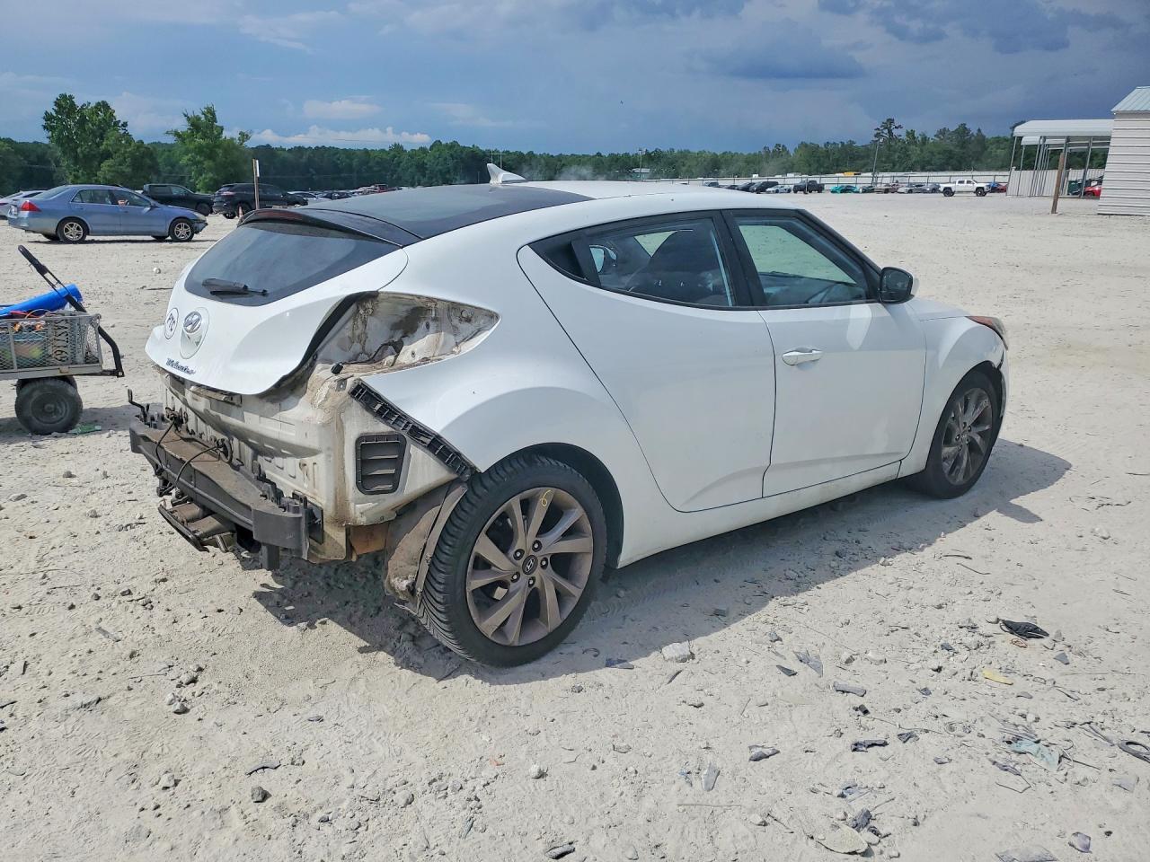 2016 Hyundai Veloster Base - zdjęcie 3