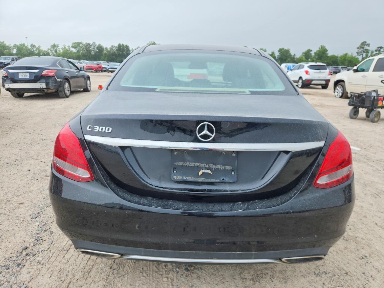 2017 Mercedes-Benz C 300 - zdjęcie 6