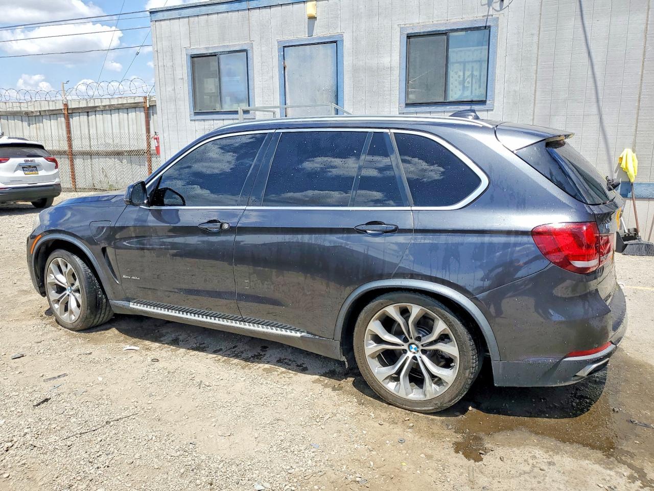 2016 BMW X5 Xdr40E - zdjęcie 2