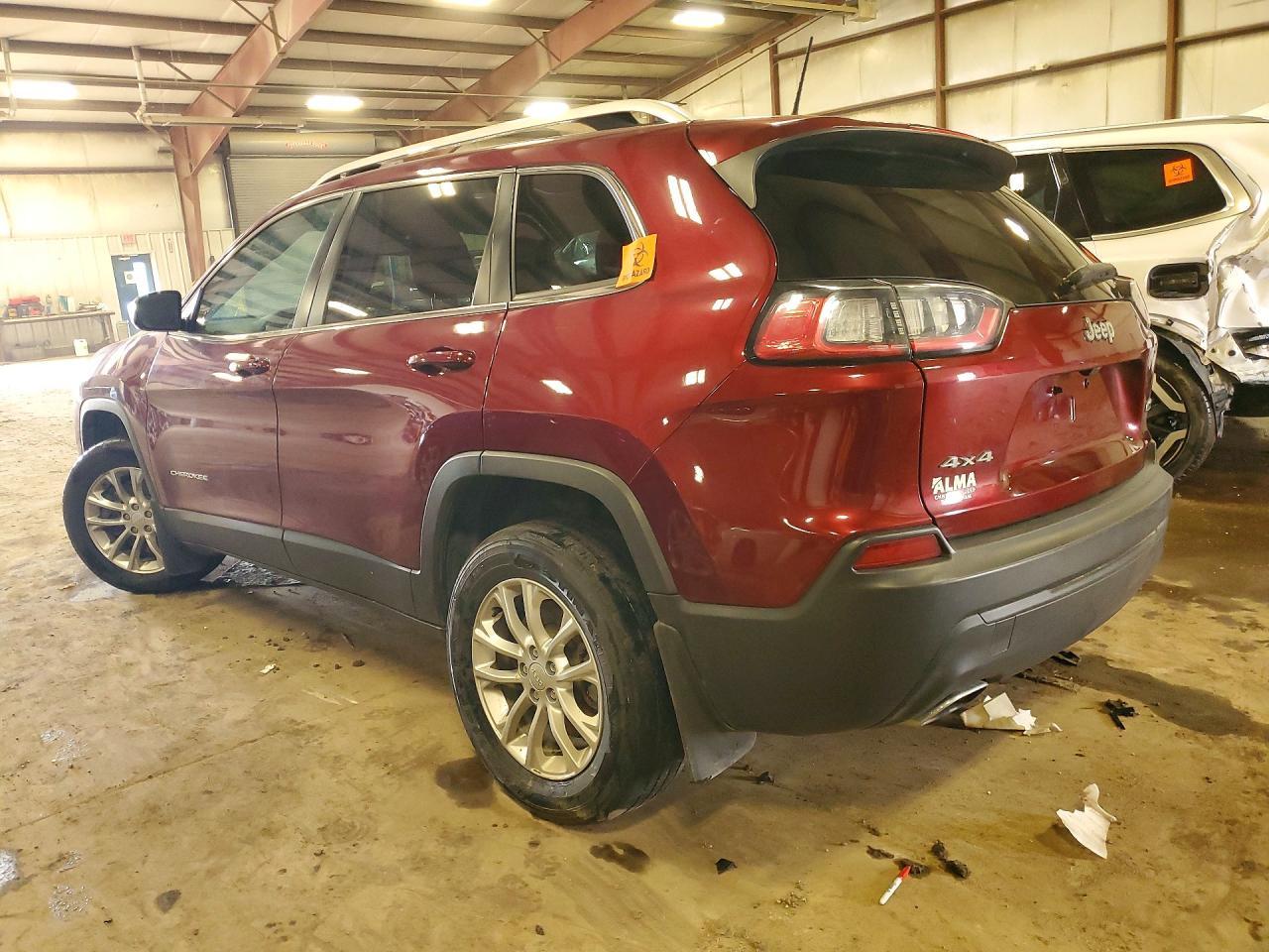2019 Jeep Cherokee Latitude - zdjęcie 2
