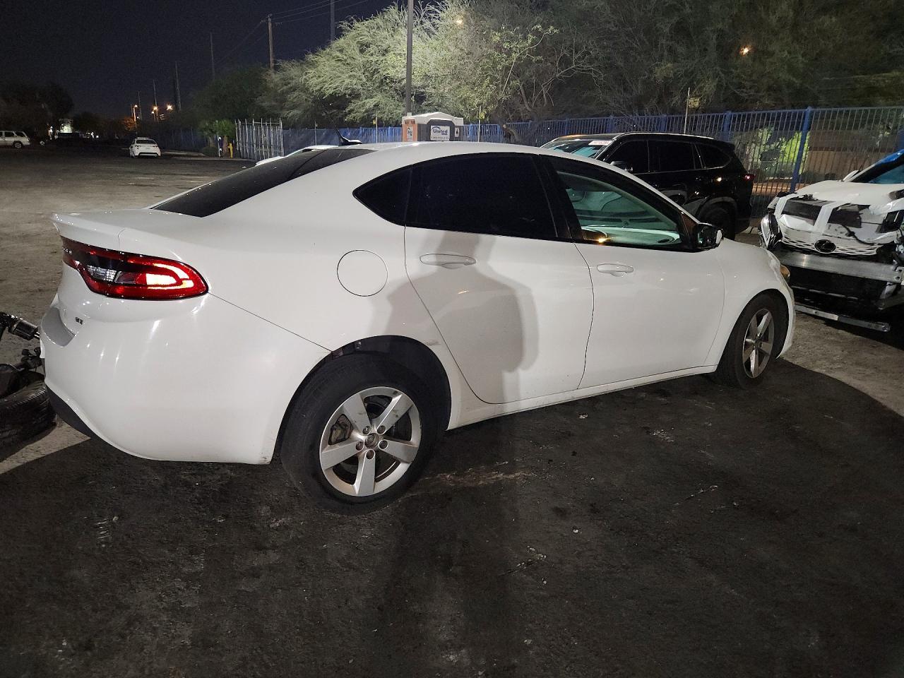 2016 Dodge Dart Sxt - zdjęcie 3