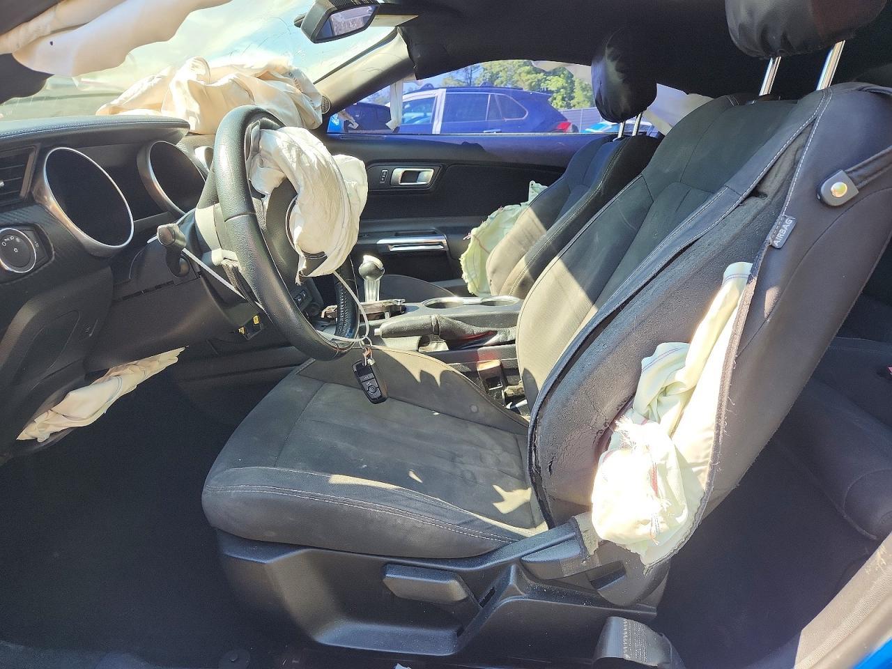 2019 Ford Mustang - zdjęcie 7