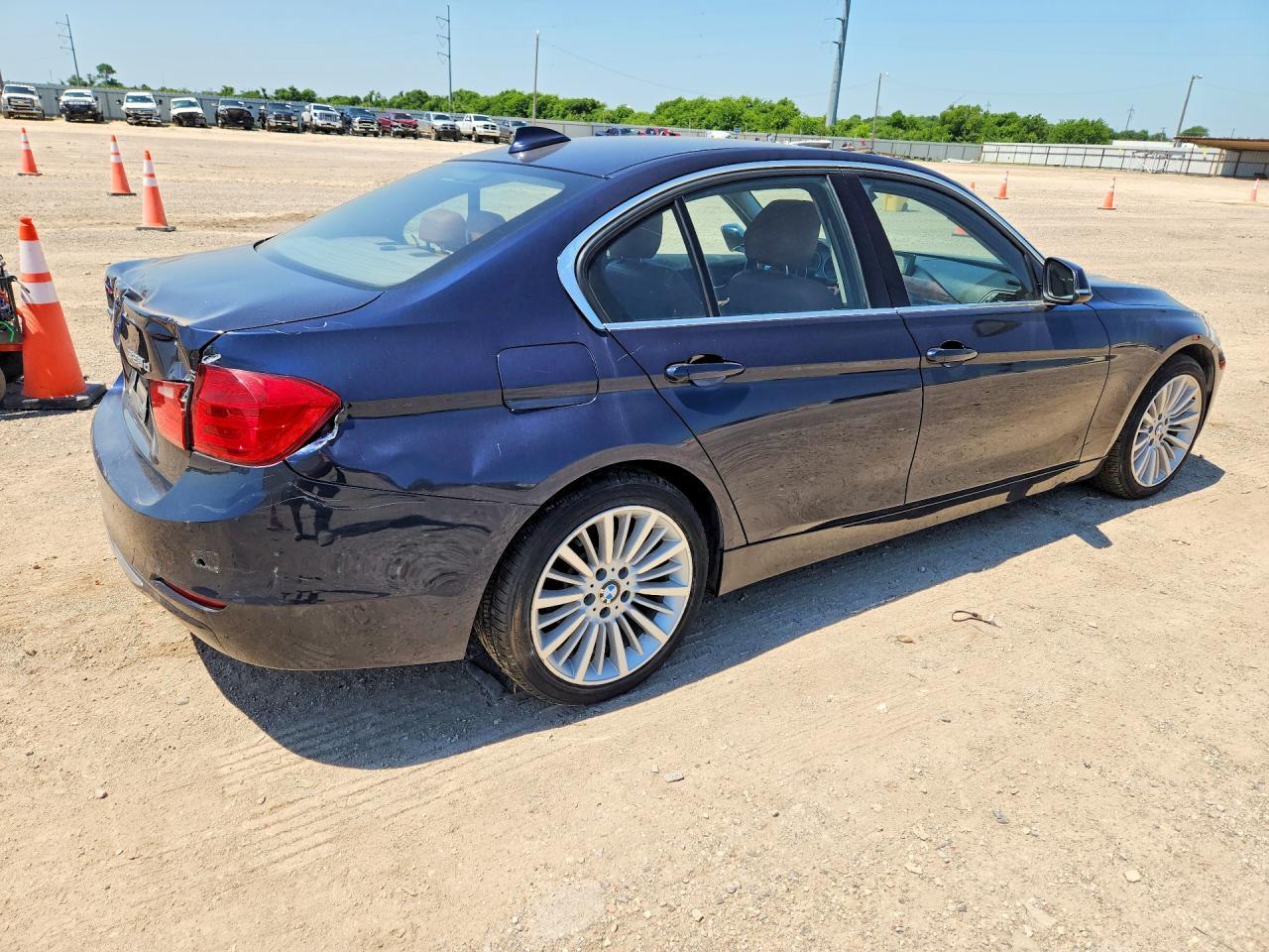 BMW Seria 3 - zdjęcie 3