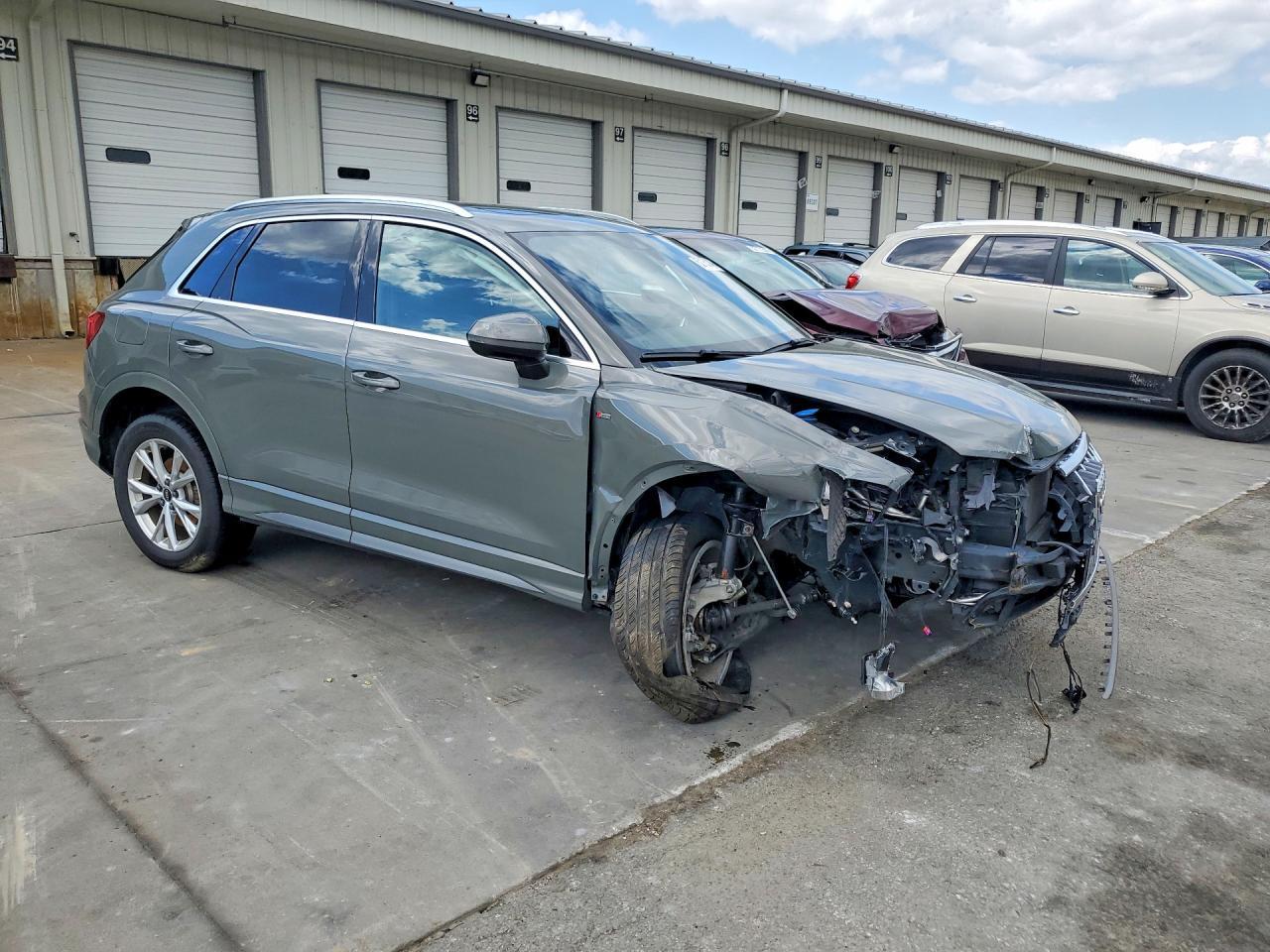 2025 Audi Q3 Premium S Line 45 - zdjęcie 4