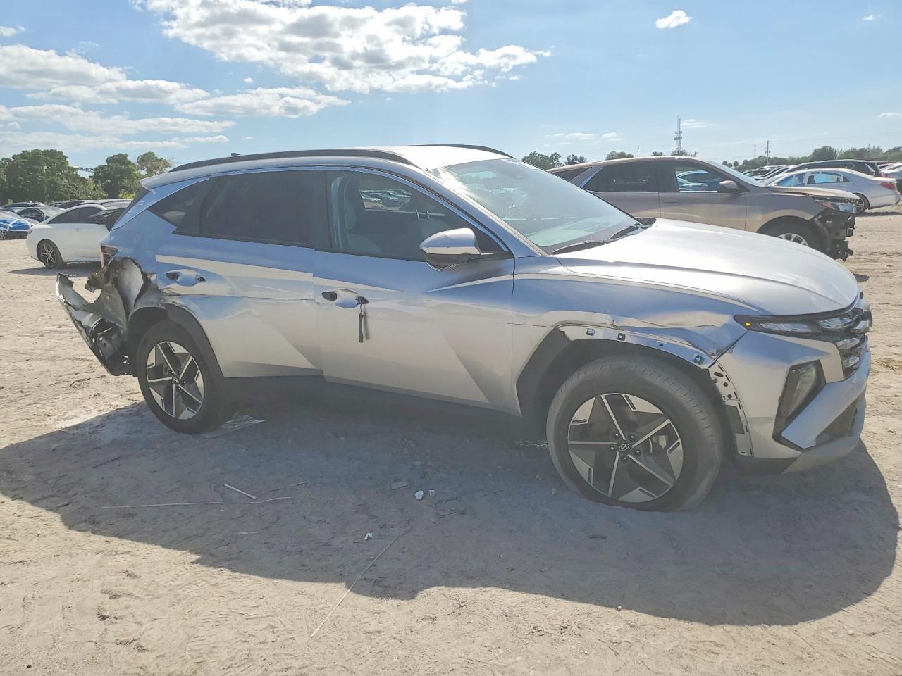 2025 Hyundai Tucson Sel - zdjęcie 4