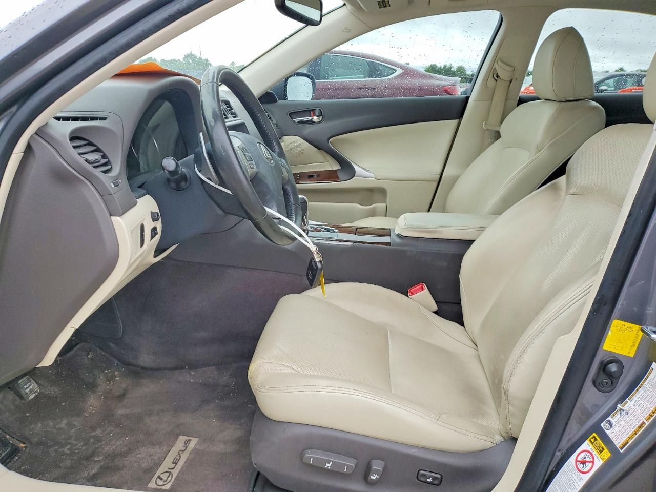 2013 Lexus Is 250 - zdjęcie 7