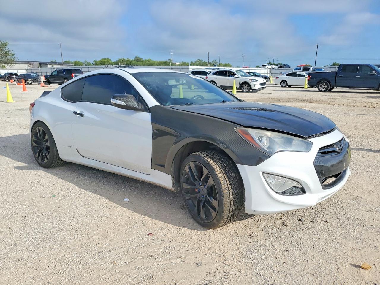 2015 Hyundai Genesis Coupe 3.8 Ultimate - zdjęcie 4