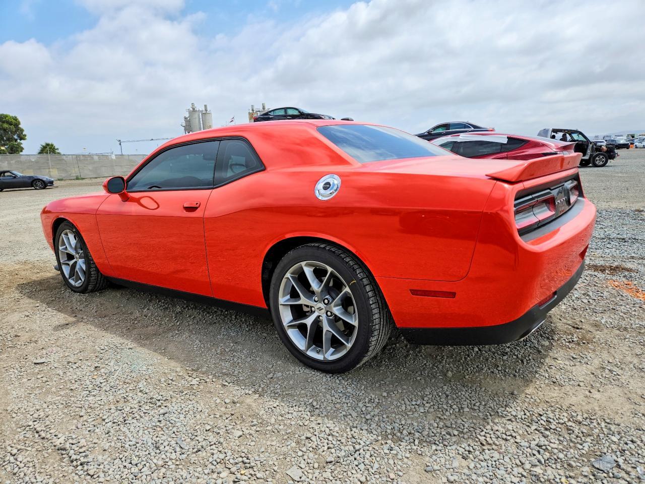 2022 Dodge Challenger Gt - zdjęcie 2
