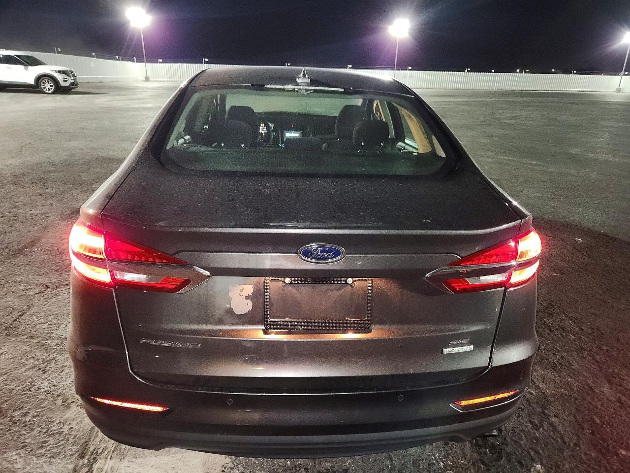 2019 Ford Fusion Se - zdjęcie 6