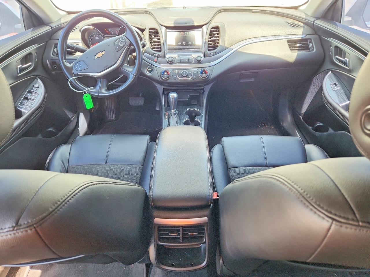 2018 Chevrolet Impala Lt - zdjęcie 8