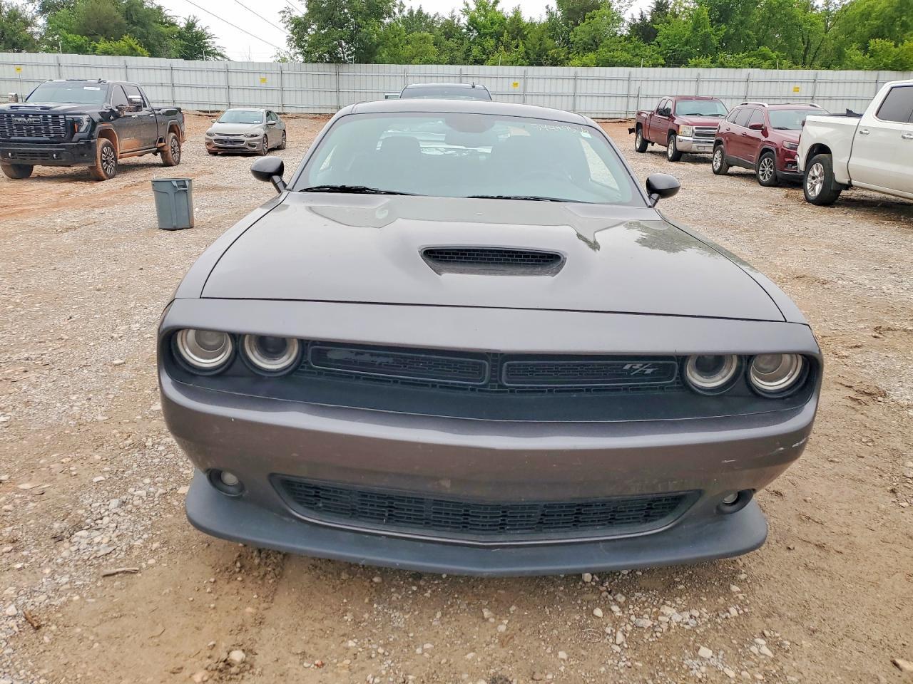 2022 Dodge Challenger R - zdjęcie 5