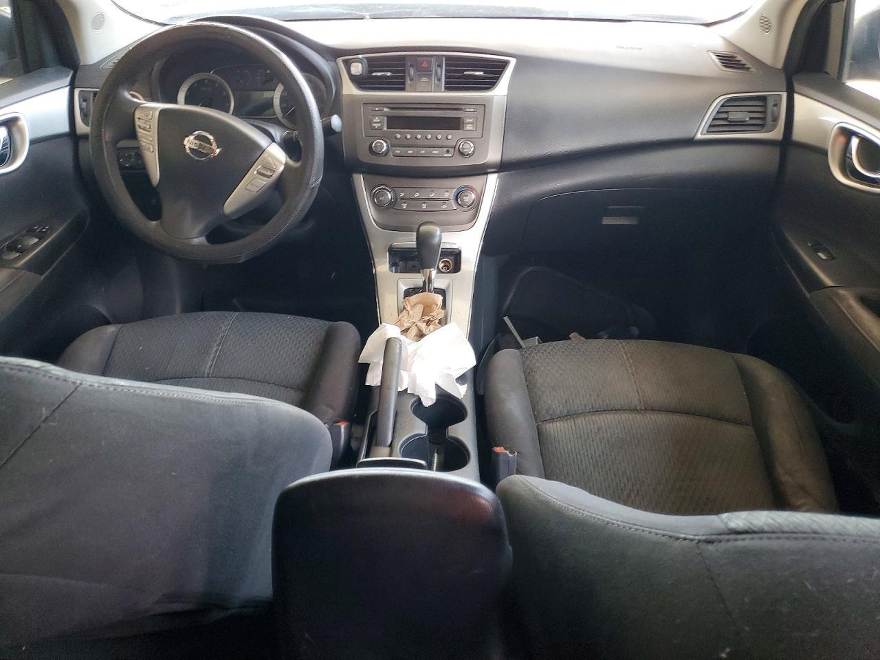 2013 Nissan Sentra S - zdjęcie 8