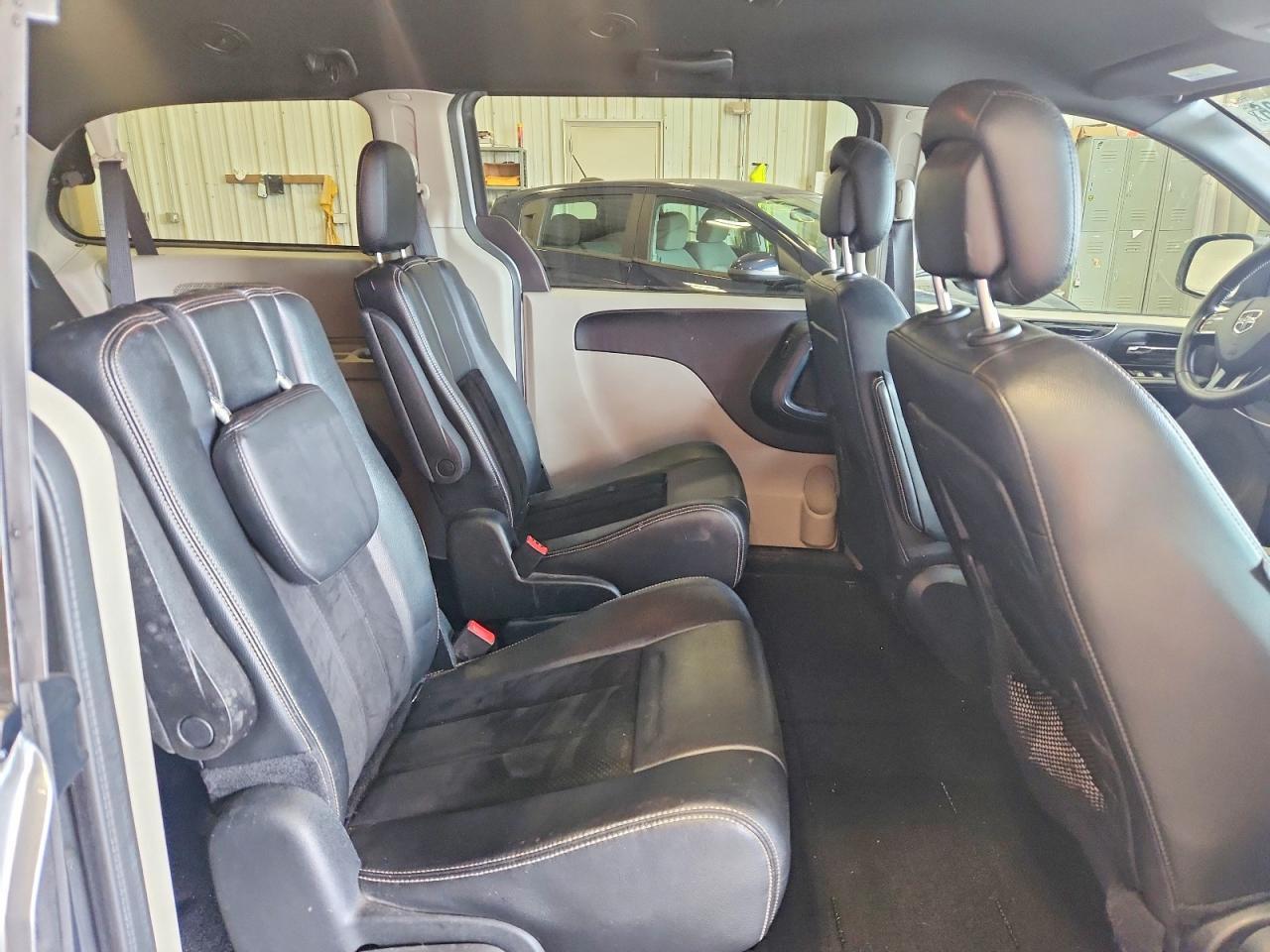 2017 Dodge Grand Caravan Sxt - zdjęcie 11
