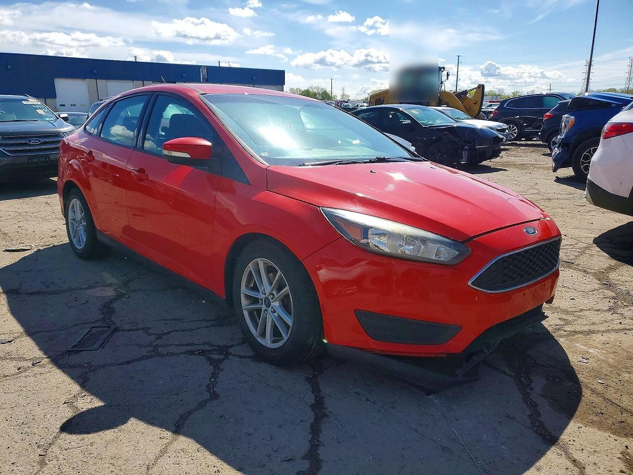 2017 Ford Focus Se - zdjęcie 4