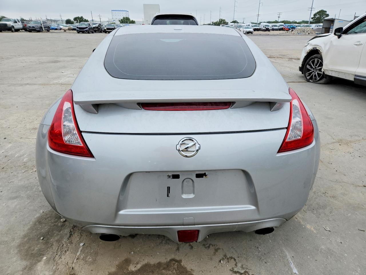 2014 Nissan 370Z Base - zdjęcie 6