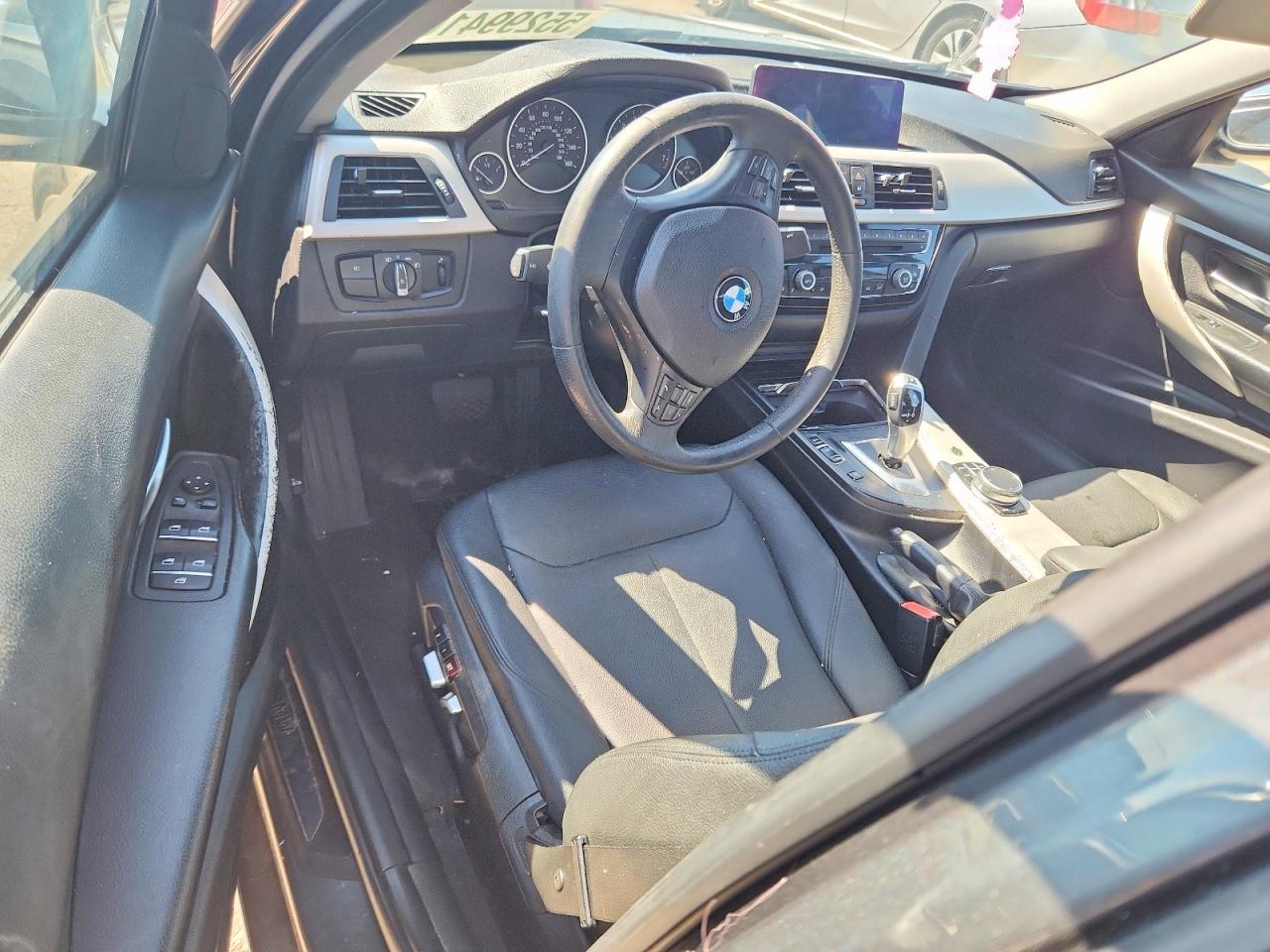 2018 BMW 320 Xi - zdjęcie 8