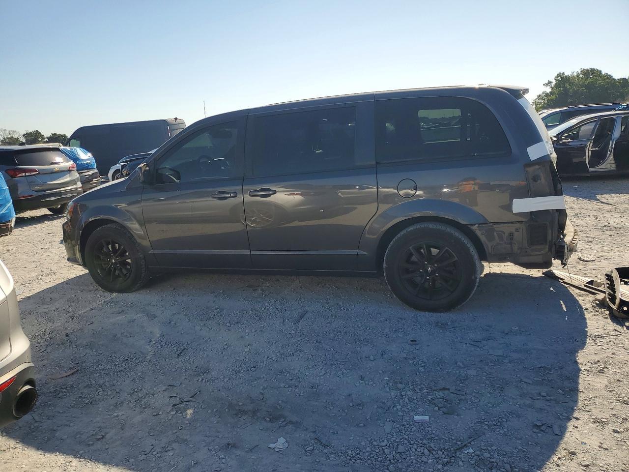 2020 Dodge Grand Caravan Gt - zdjęcie 2