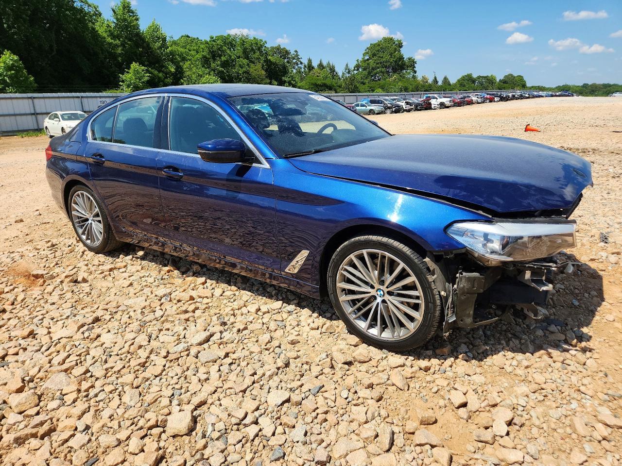 2019 BMW 530 Xi - zdjęcie 4