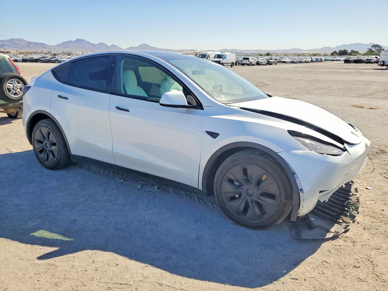 2024 Tesla Model Y - zdjęcie 4