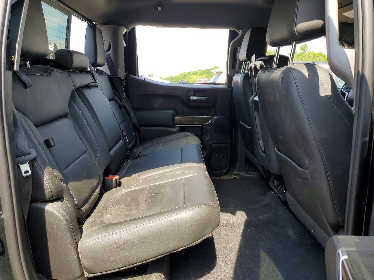 2020 Chevrolet Silverado K1500 Lt - zdjęcie 10