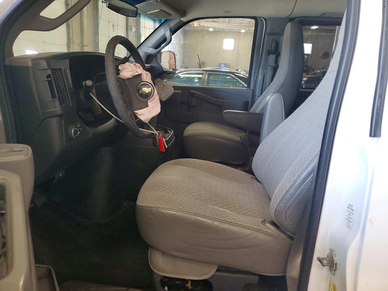 2016 Chevrolet Express G3500 Lt - zdjęcie 7