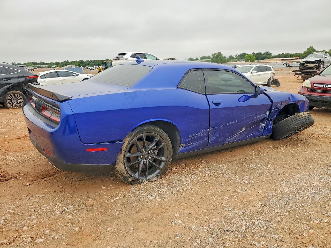 2022 Dodge Challenger Gt - zdjęcie 3