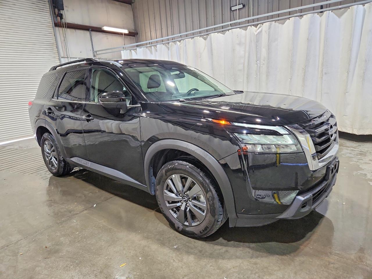 2025 Nissan Pathfinder Sv - zdjęcie 4