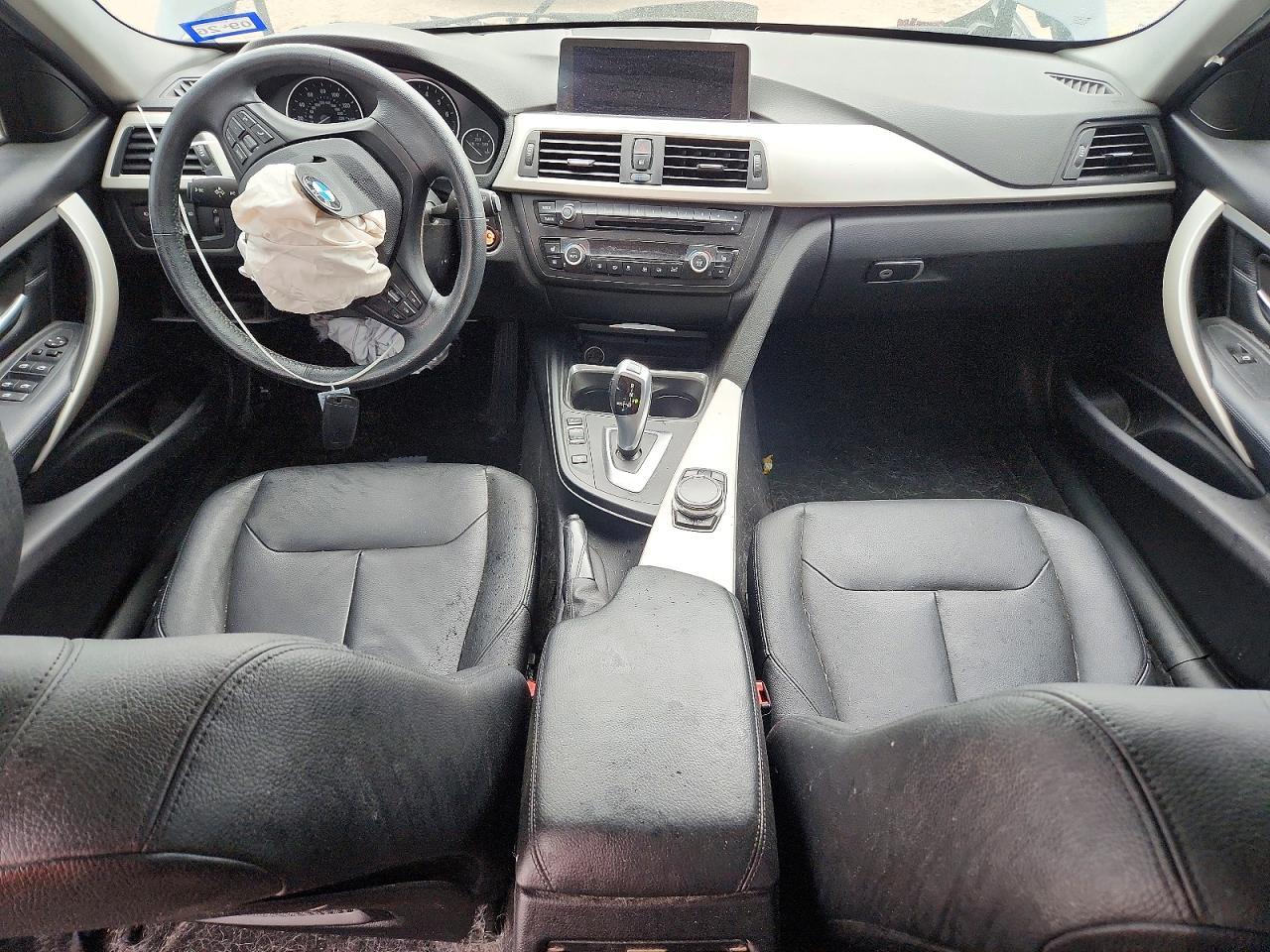 2015 BMW 320 I xDrive - zdjęcie 8