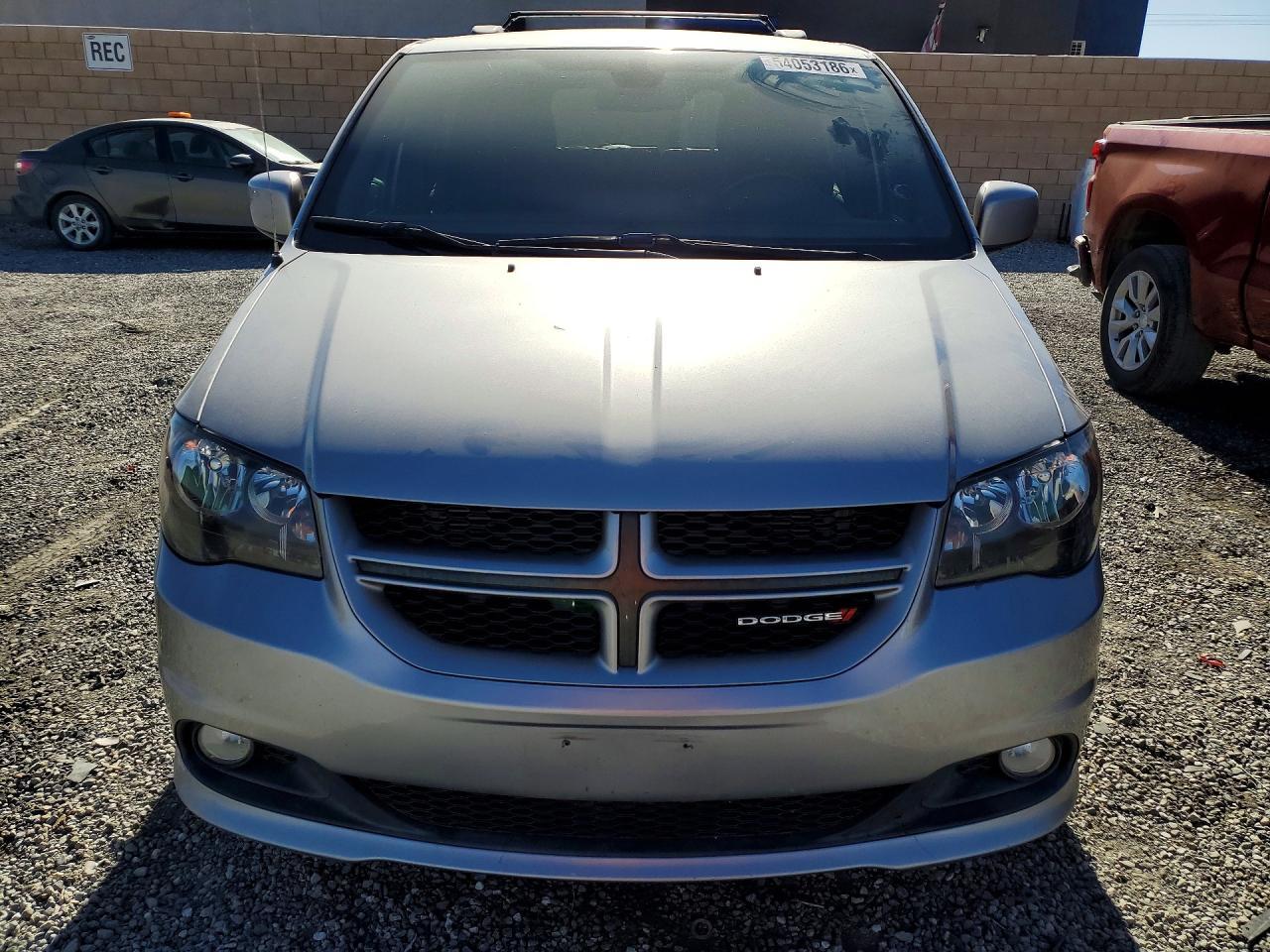 2018 Dodge Grand Caravan Gt - zdjęcie 5