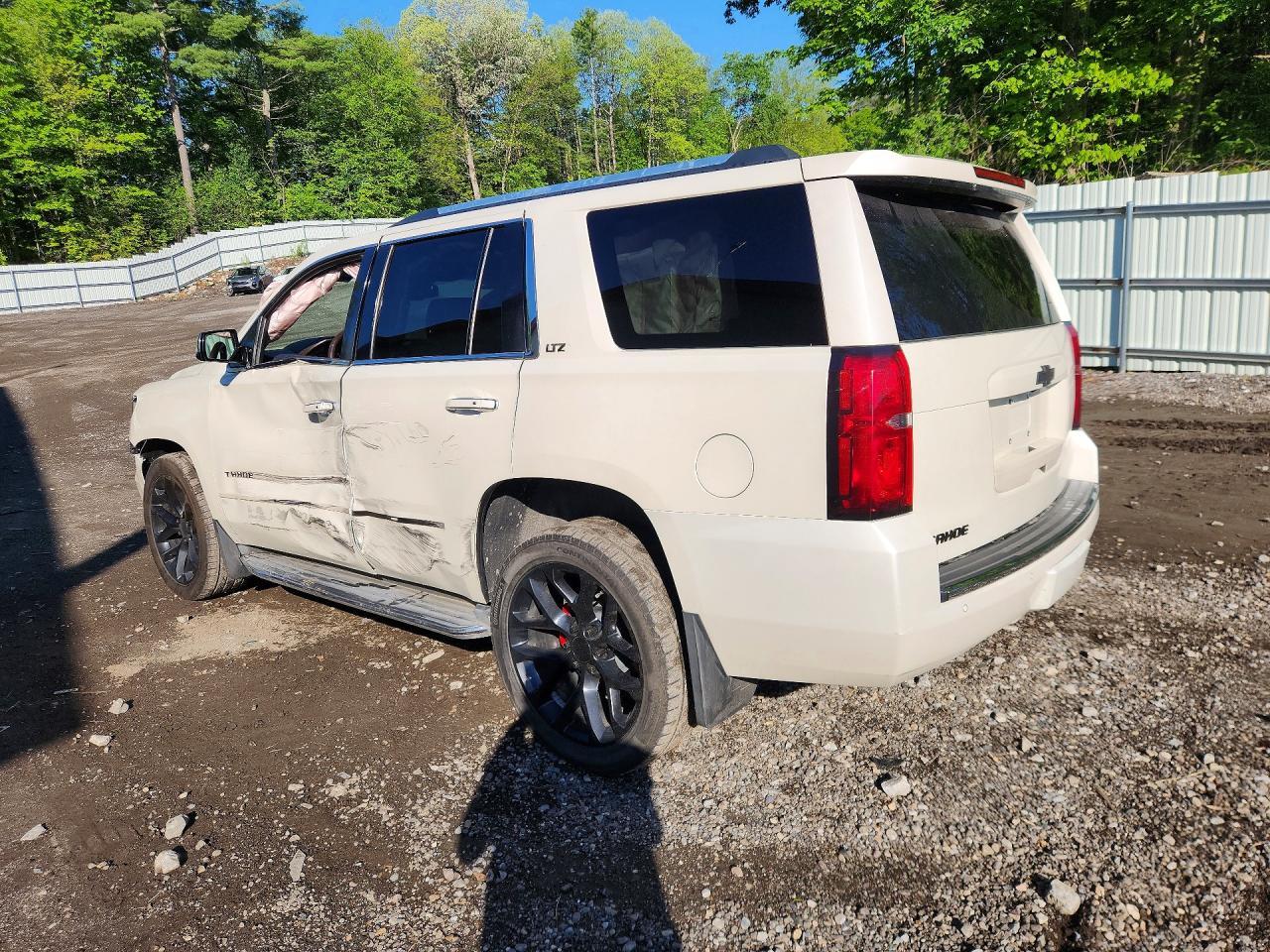 2015 Chevrolet Tahoe K1500 Ltz - zdjęcie 2