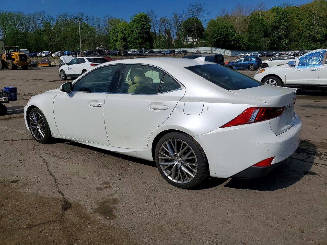 2015 Lexus Is 250 - zdjęcie 2