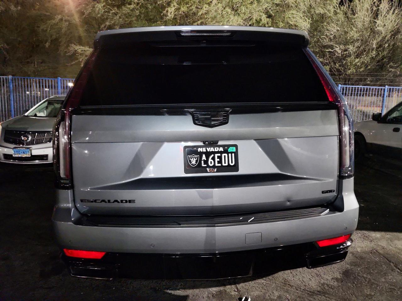 2022 Cadillac Escalade Premium Luxury - zdjęcie 6