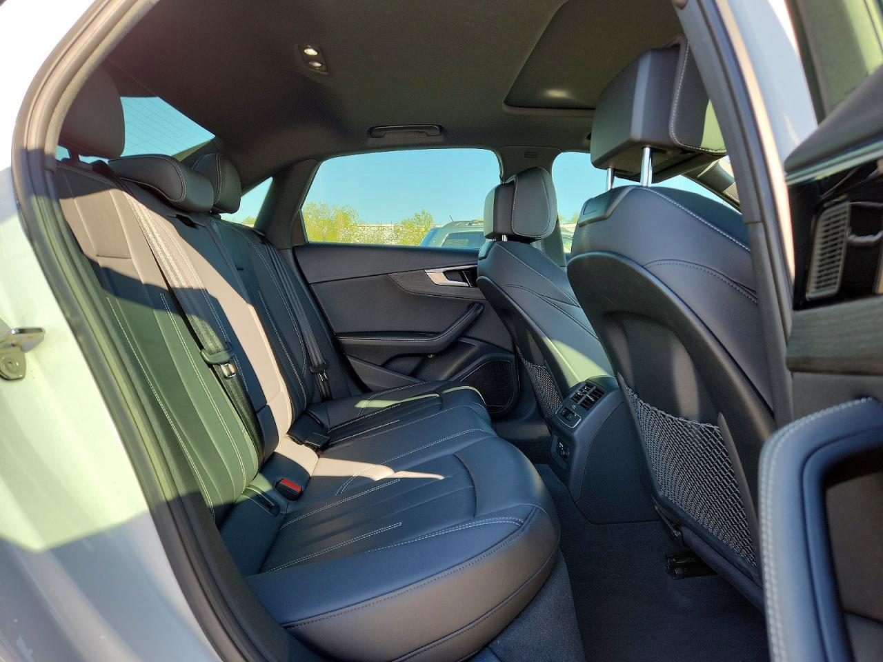 2021 Audi A4 Premium Plus 45 - zdjęcie 10