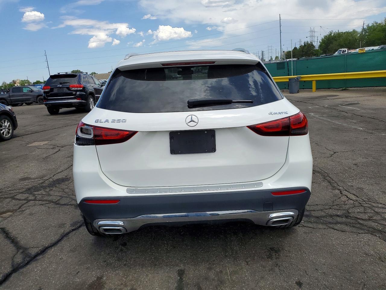 2023 Mercedes-Benz Gla 250 4Matic - zdjęcie 6