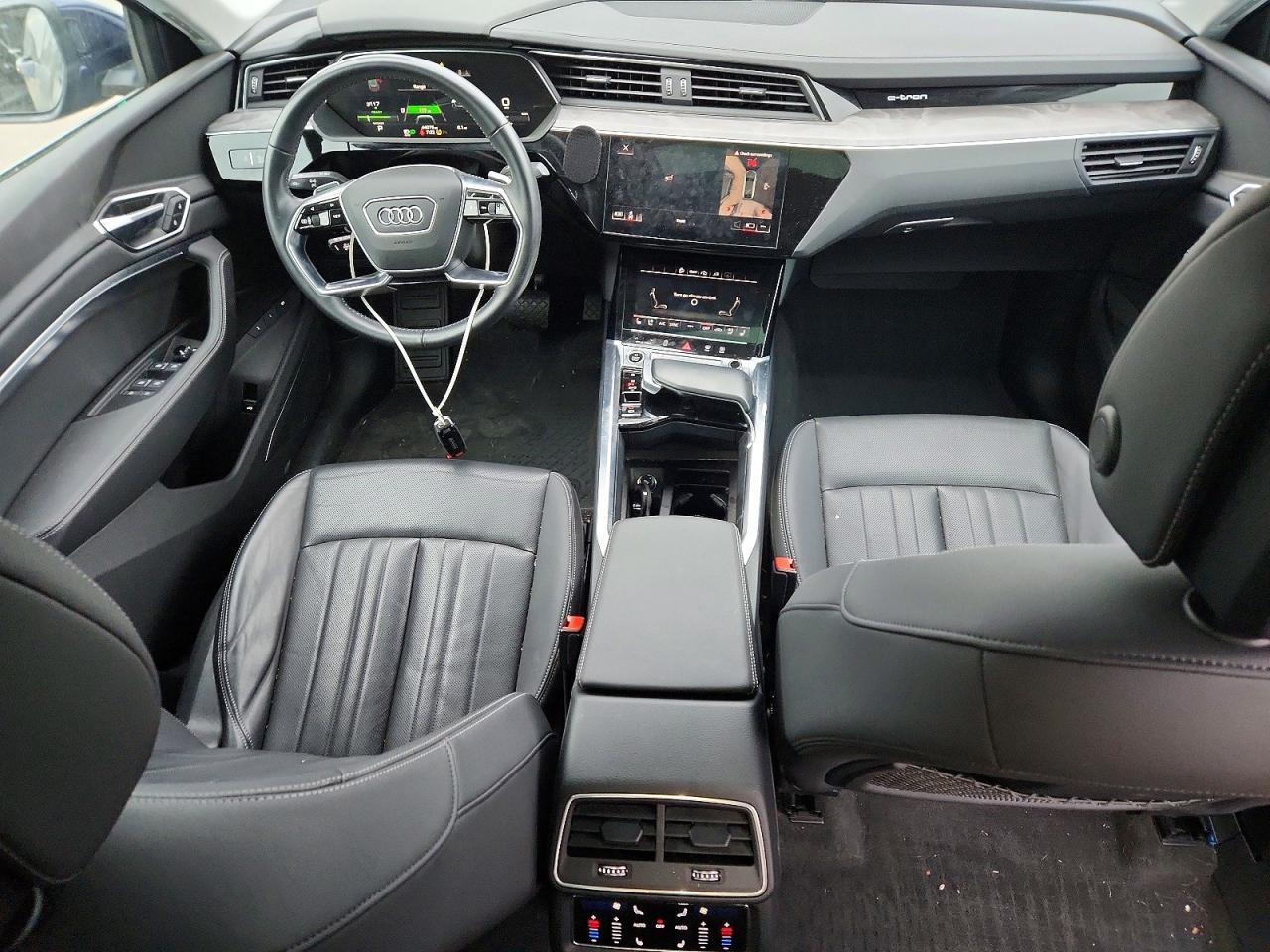 2021 Audi E-Tron Sportback Premium Plus - zdjęcie 8