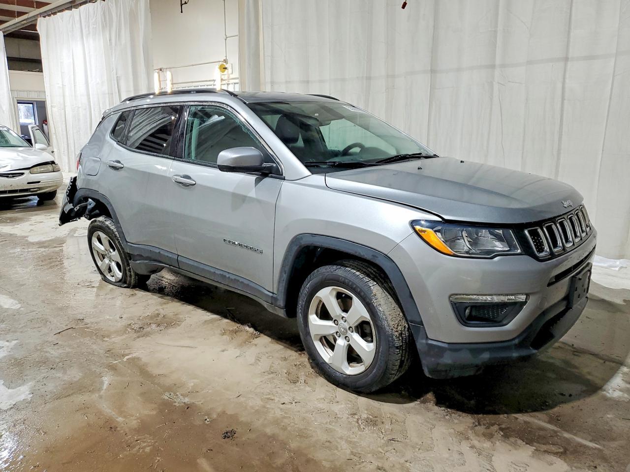 2019 Jeep Compass Latitude - zdjęcie 4