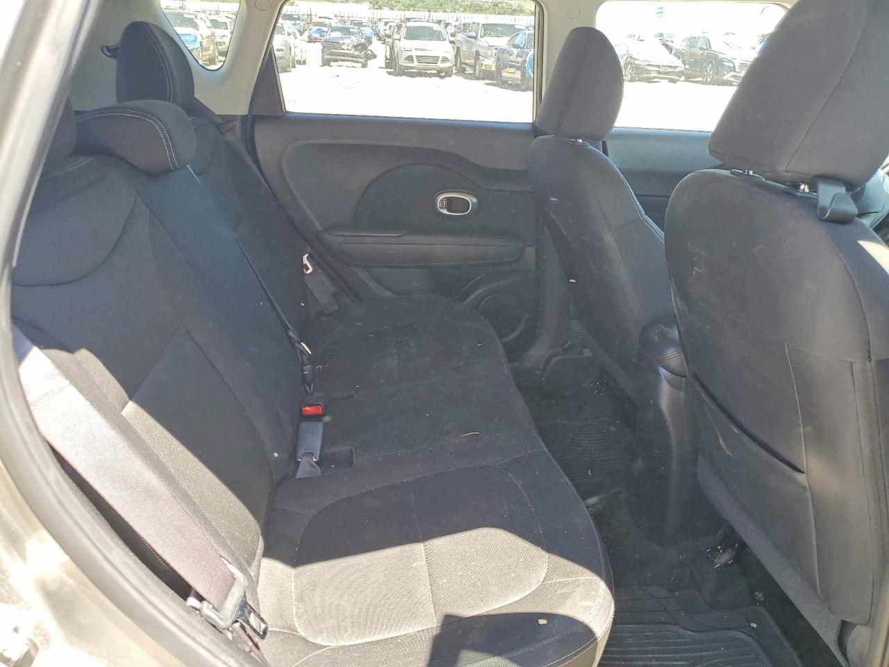 2014 Kia Soul Base - zdjęcie 10