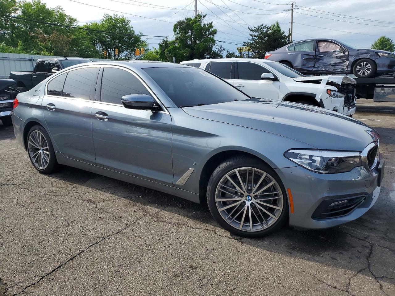 2018 BMW 530E - zdjęcie 4