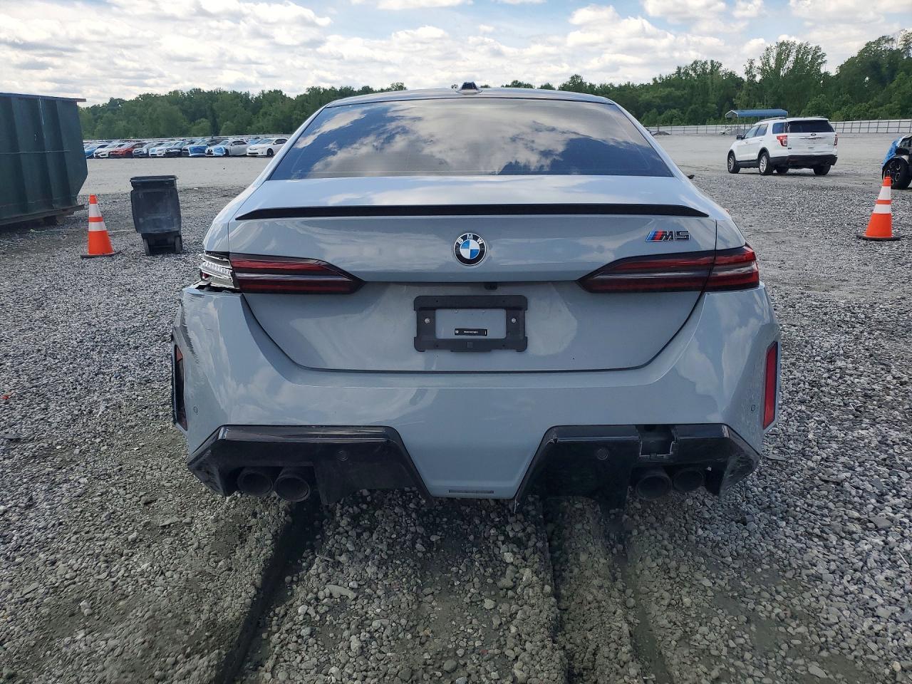 2026 BMW M5 - zdjęcie 6