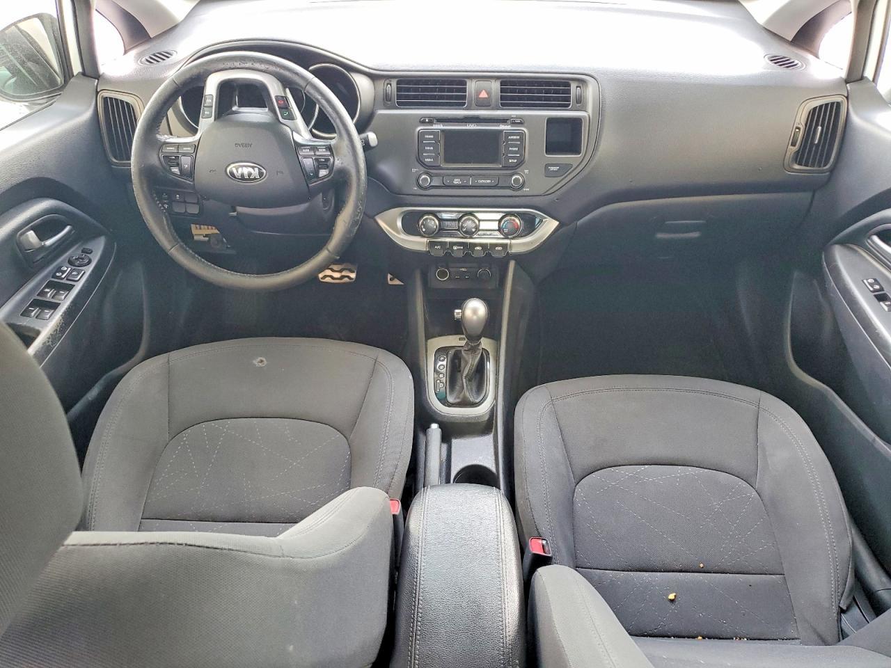 2013 Kia Rio 5-Door Sx - zdjęcie 8