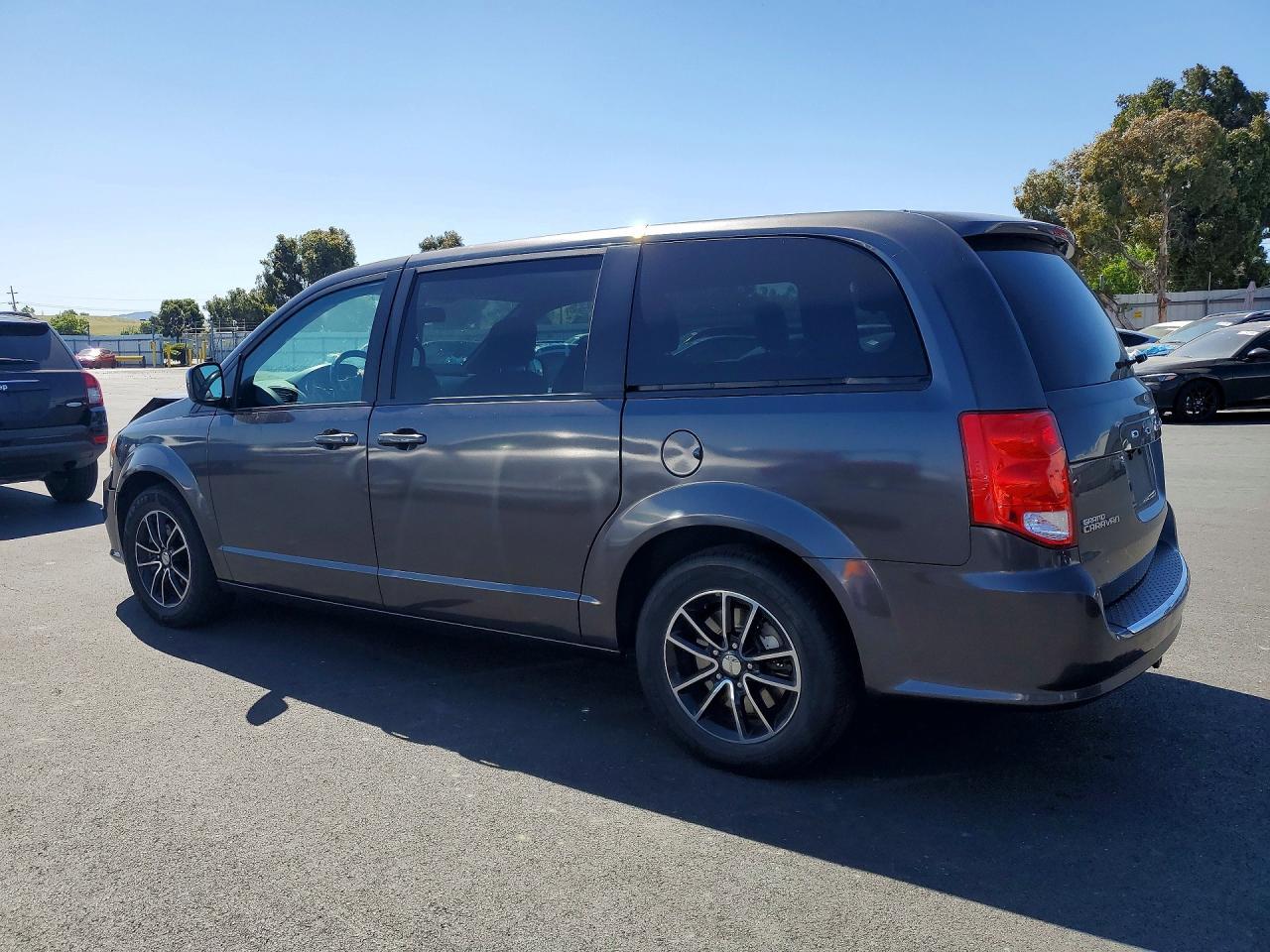 2019 Dodge Cara Grand - zdjęcie 2