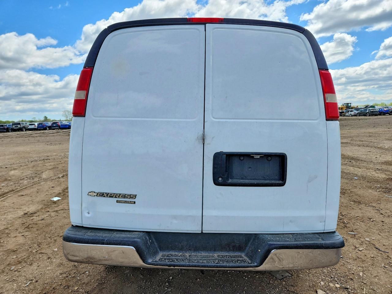2013 Chevrolet Express G3500 - zdjęcie 6