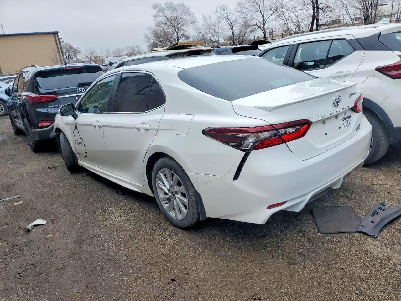 2021 Toyota Camry Se - zdjęcie 3