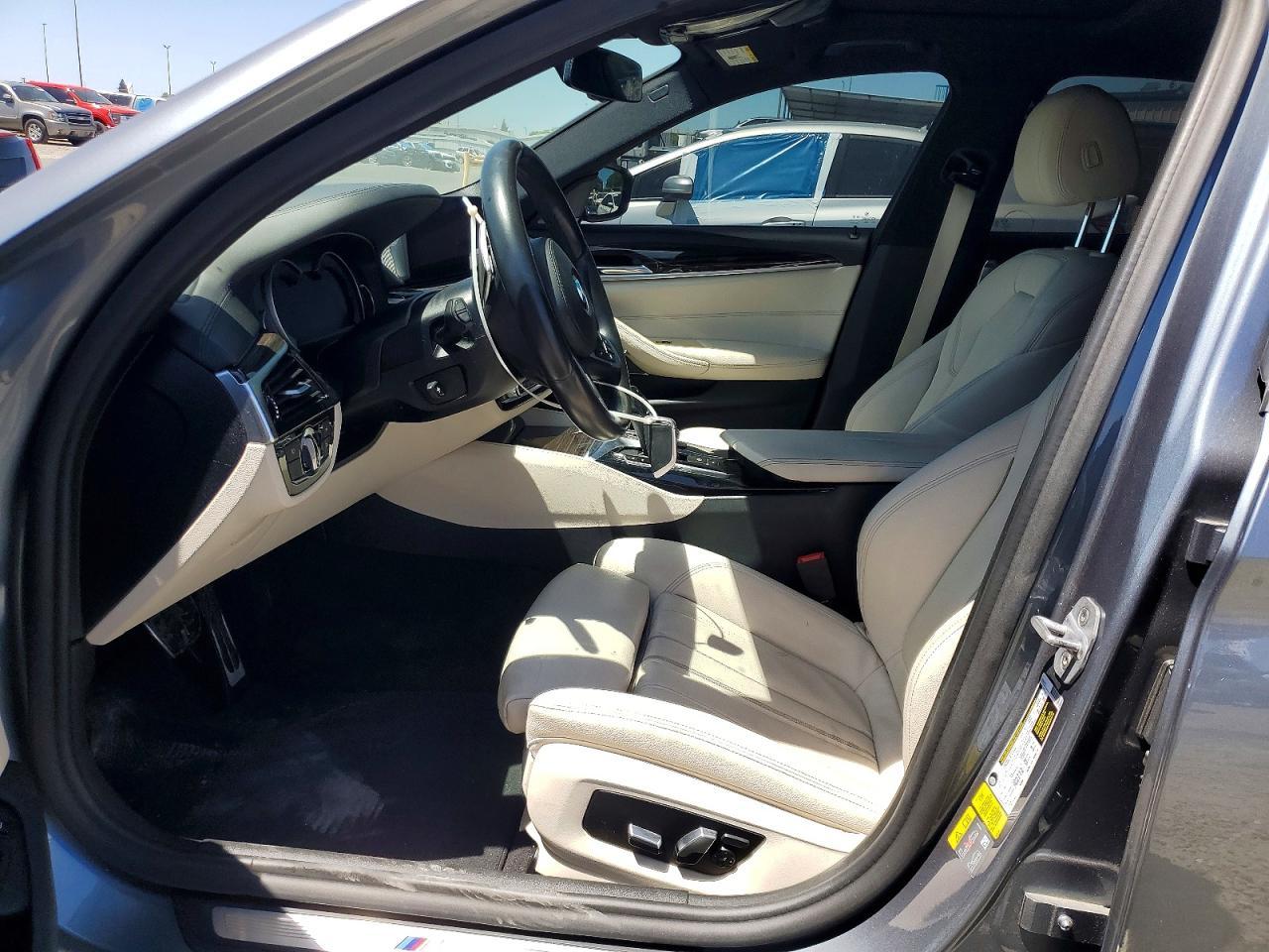 2019 BMW 530E - zdjęcie 7