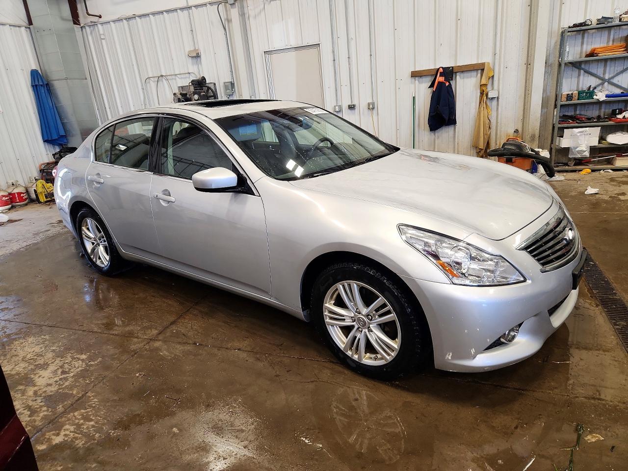 2013 Infiniti G37 Sedan X - zdjęcie 4